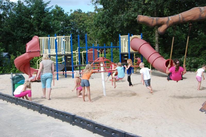Mulder'S Vakantiehuis, Jaarplaats 108 Op Recreatiepark De Tien Heugten Schoonloo Eksteriør bilde